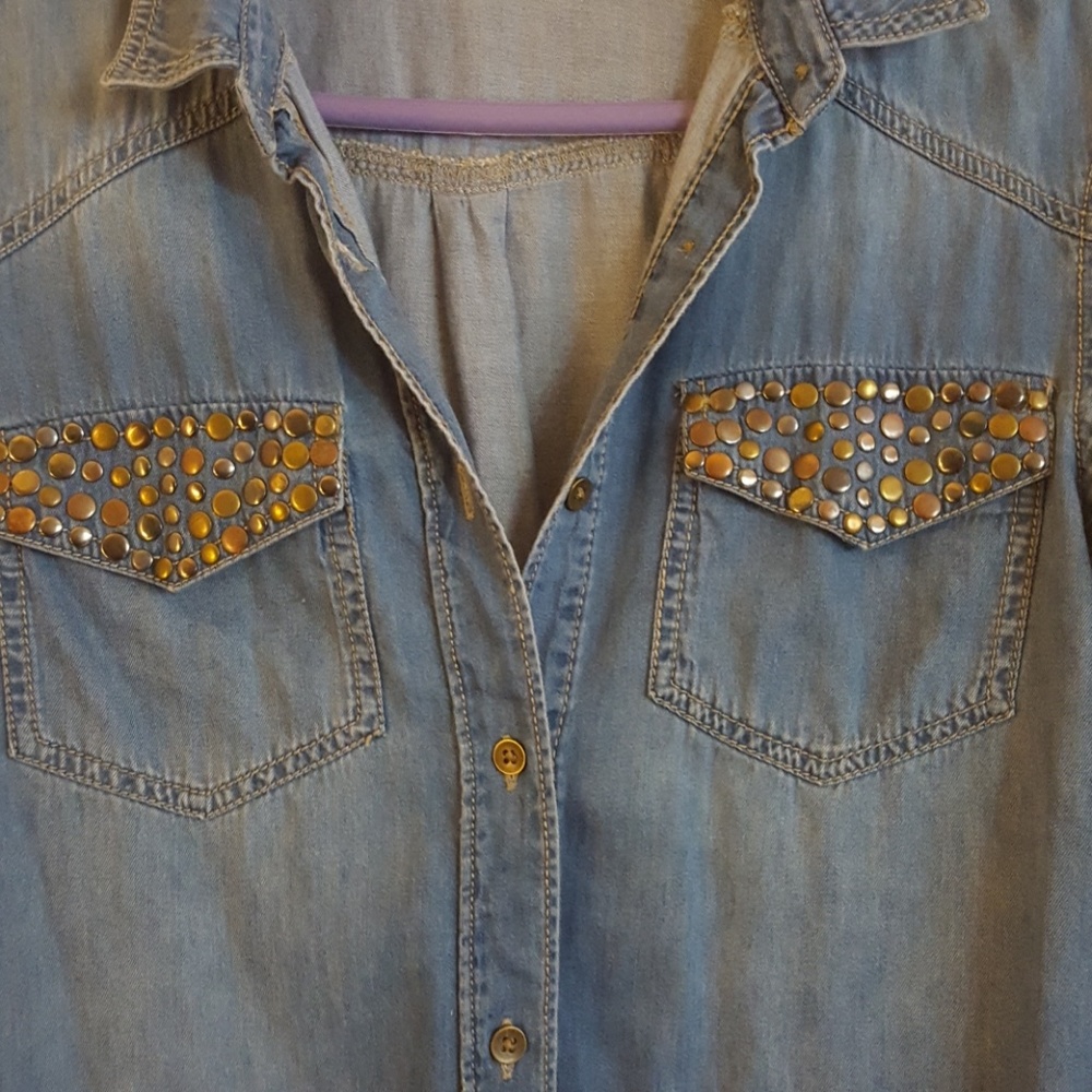 Jeans top. - Picture 3 of 7